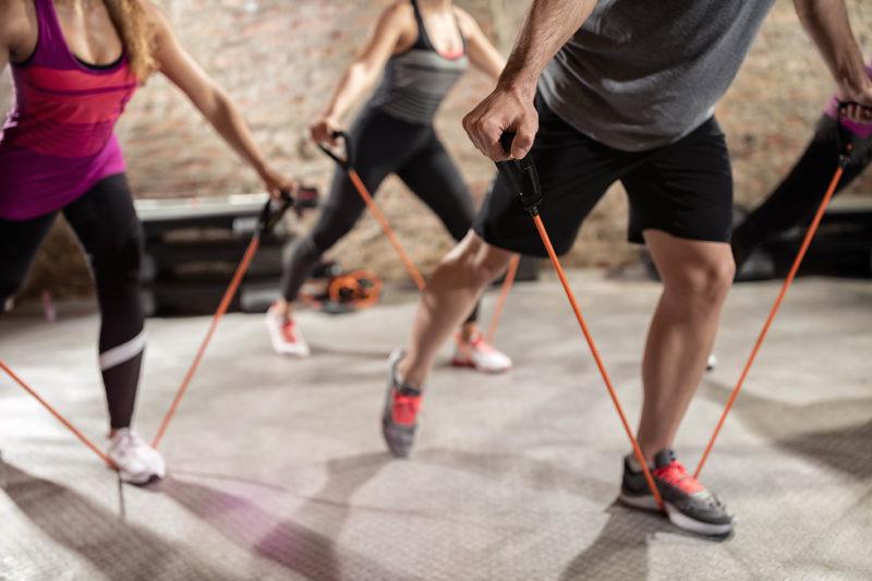 10 BENEFITS OF USING RESISTANCE BANDS DURING EXERCISE